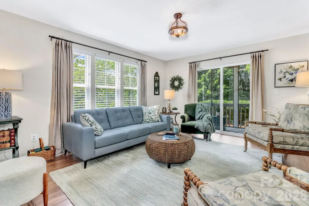 2601 Sagamore Lane Asheville NC 28806