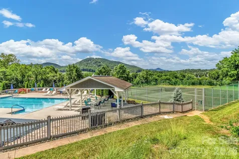 2601 Sagamore Lane Asheville NC 28806