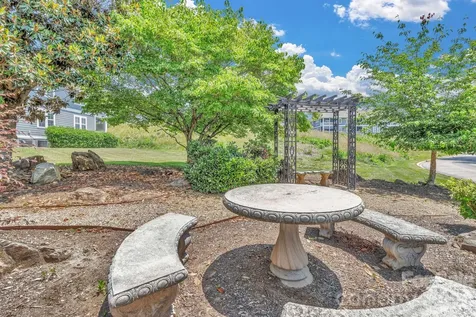 2601 Sagamore Lane Asheville NC 28806