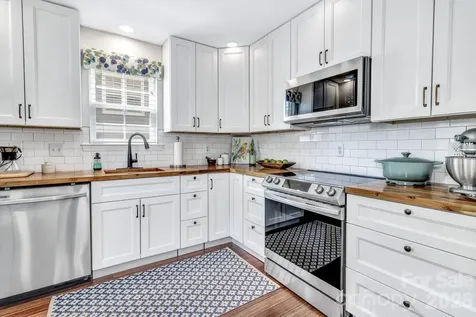 2601 Sagamore Lane Asheville NC 28806
