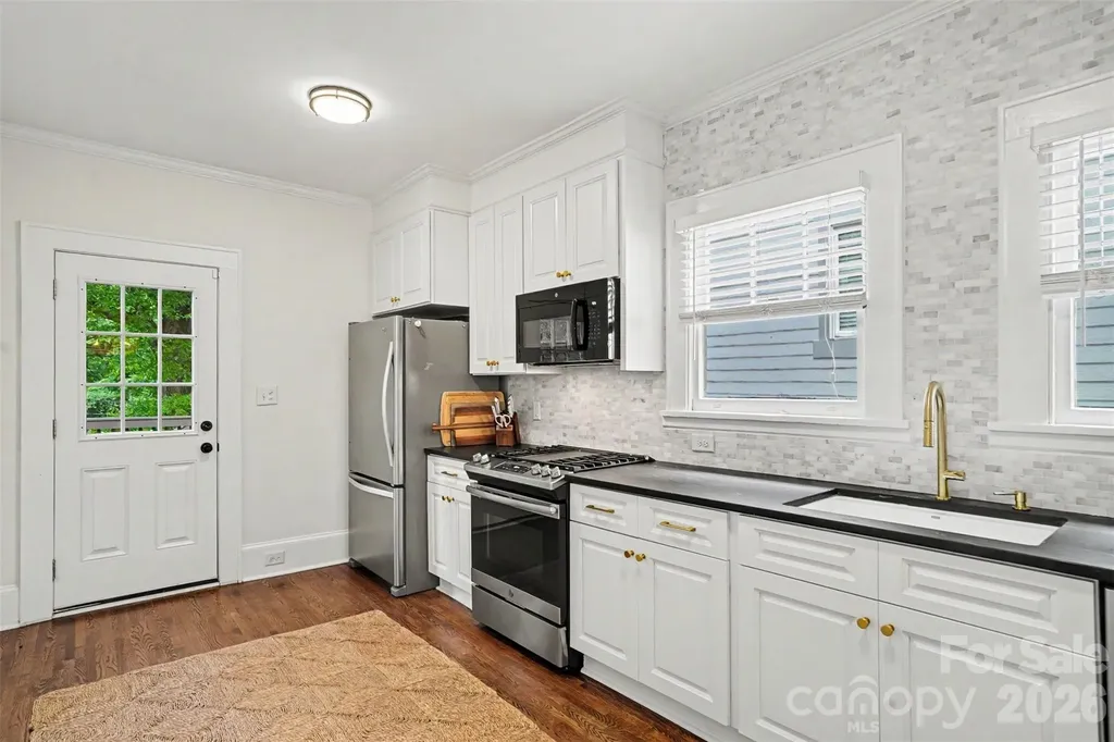 2124 Lombardy Circle Charlotte NC 28203