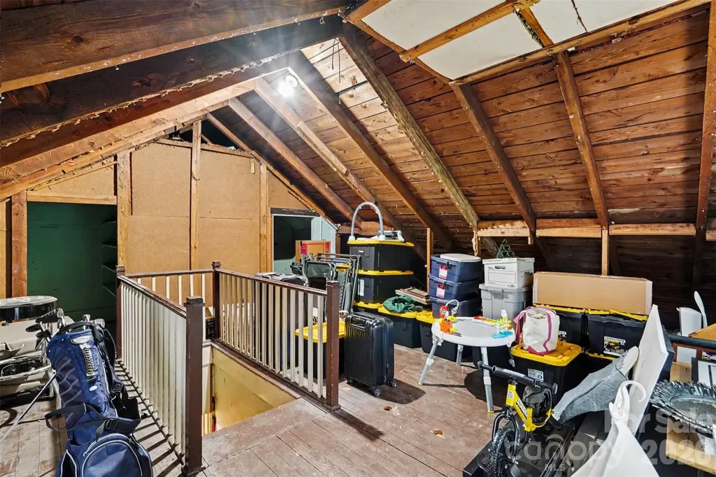 2124 Lombardy Circle Charlotte NC 28203
