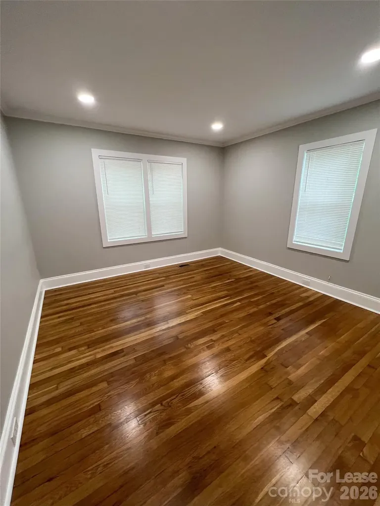 538 Hillandale Street NE Concord NC 28025