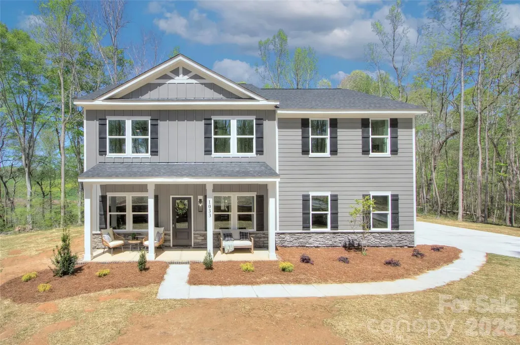1033 Harrogate Drive Bessemer City NC 28016