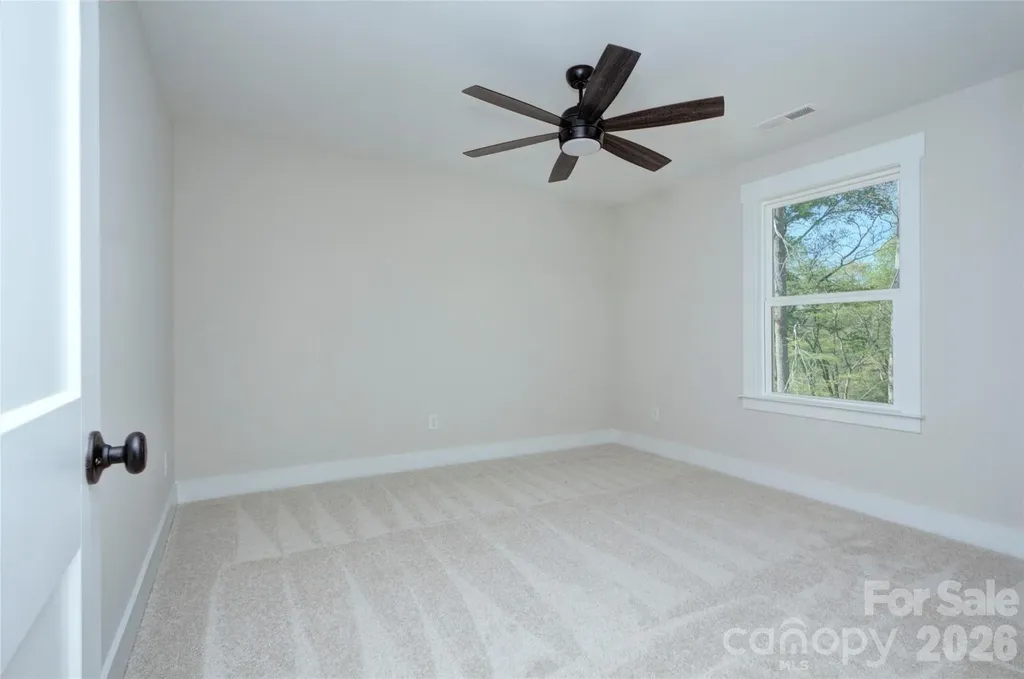 1033 Harrogate Drive Bessemer City NC 28016