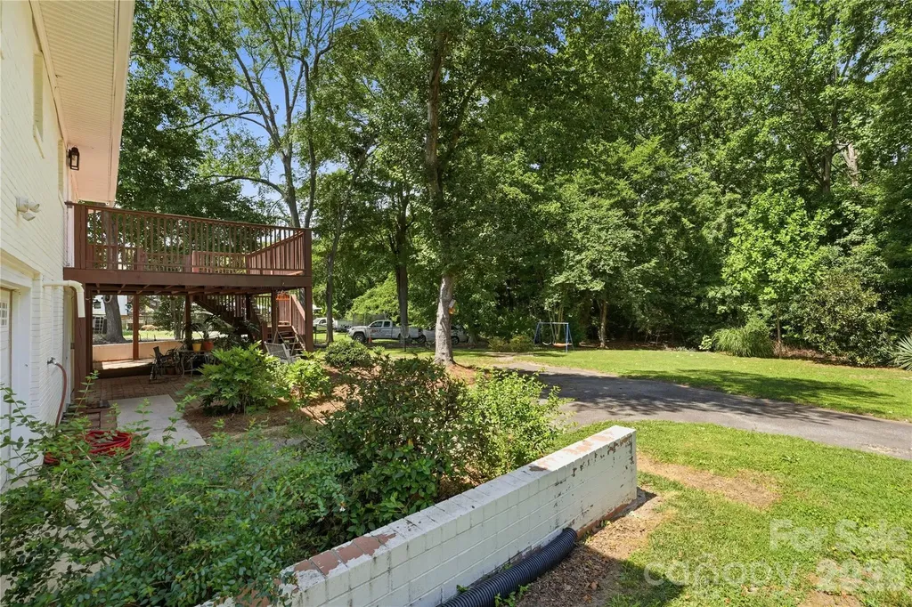 520 Eastway Avenue Kannapolis NC 28083