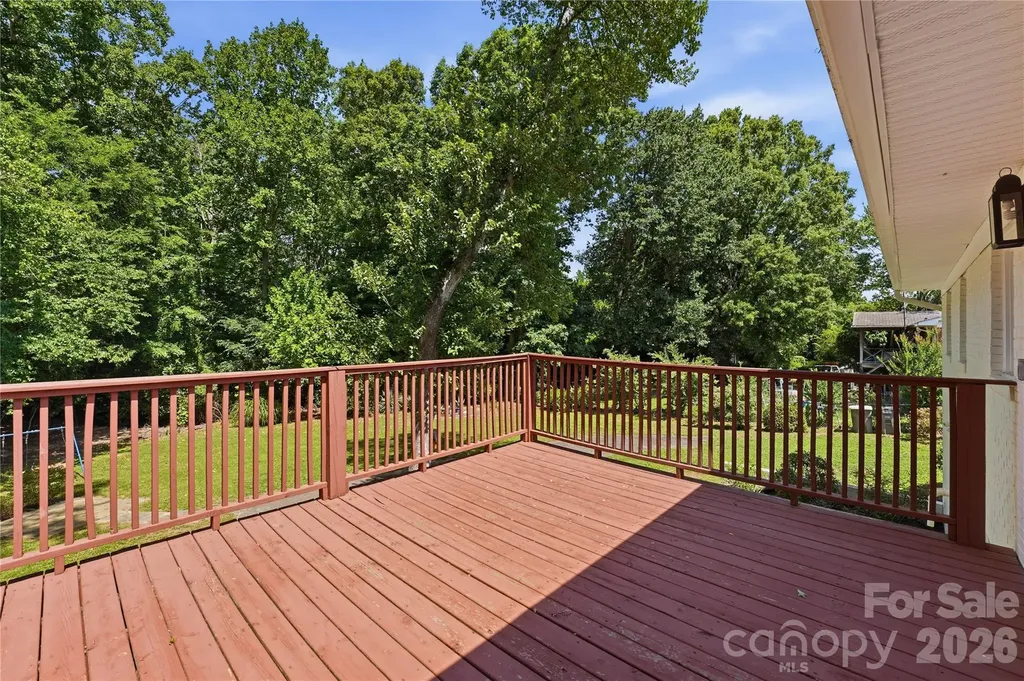 520 Eastway Avenue Kannapolis NC 28083