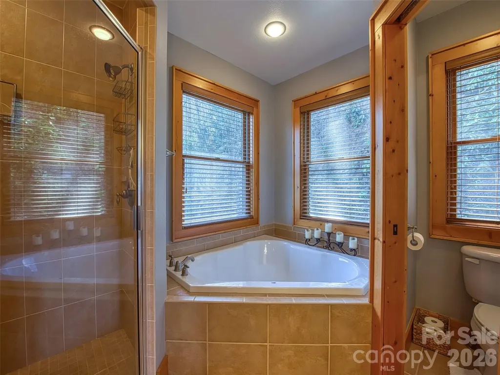 53 Kamama Trail Maggie Valley NC 28751