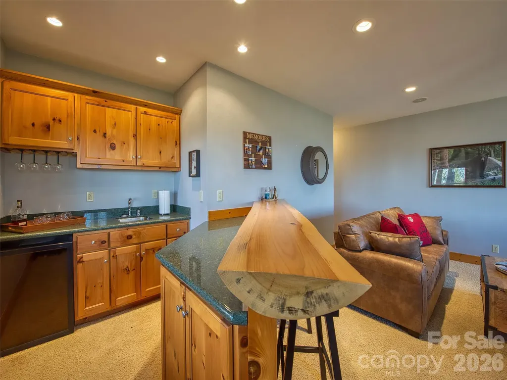 53 Kamama Trail Maggie Valley NC 28751
