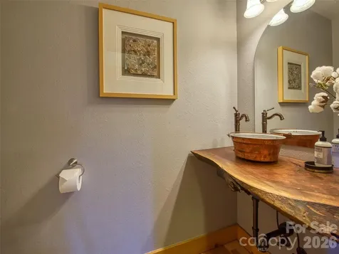 53 Kamama Trail Maggie Valley NC 28751
