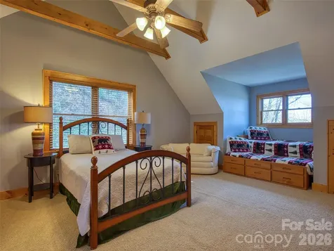 53 Kamama Trail Maggie Valley NC 28751