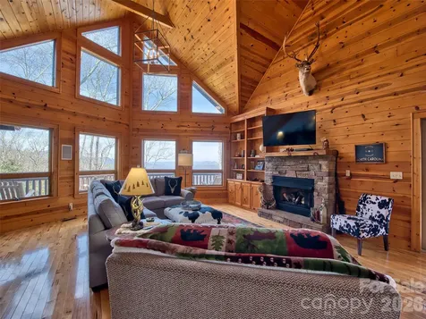 53 Kamama Trail Maggie Valley NC 28751