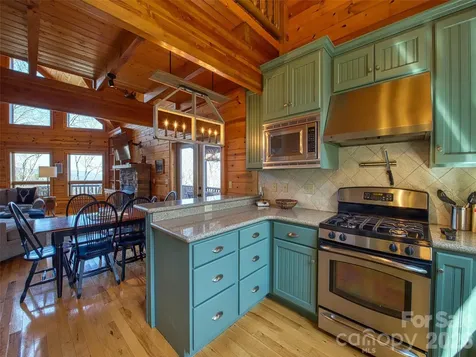 53 Kamama Trail Maggie Valley NC 28751