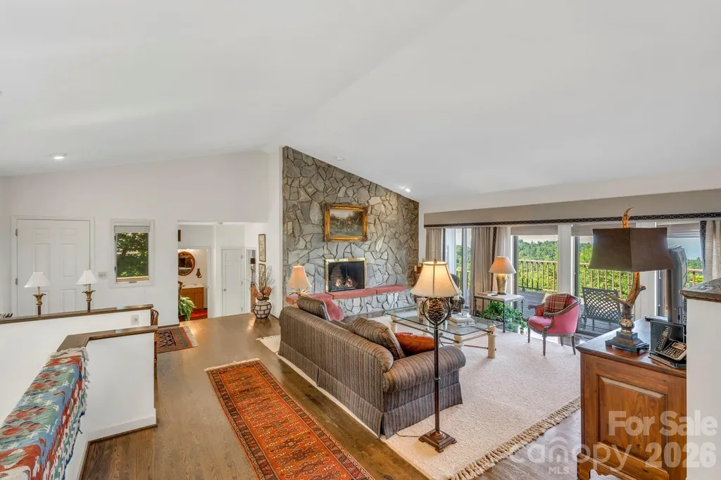 483 W Green Hill Drive Blowing Rock NC 28605