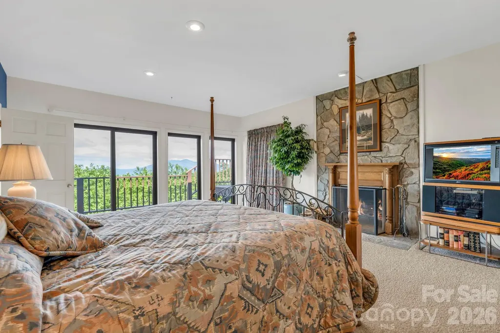 483 W Green Hill Drive Blowing Rock NC 28605