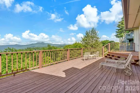 483 W Green Hill Drive Blowing Rock NC 28605
