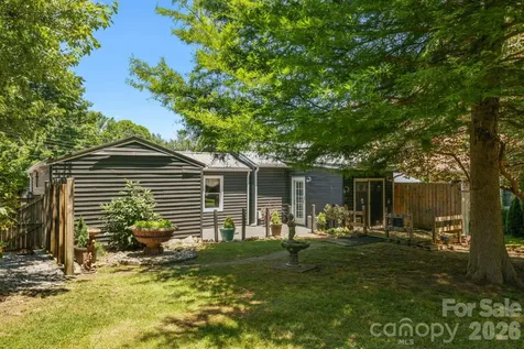 10 Eola Avenue Asheville NC 28806