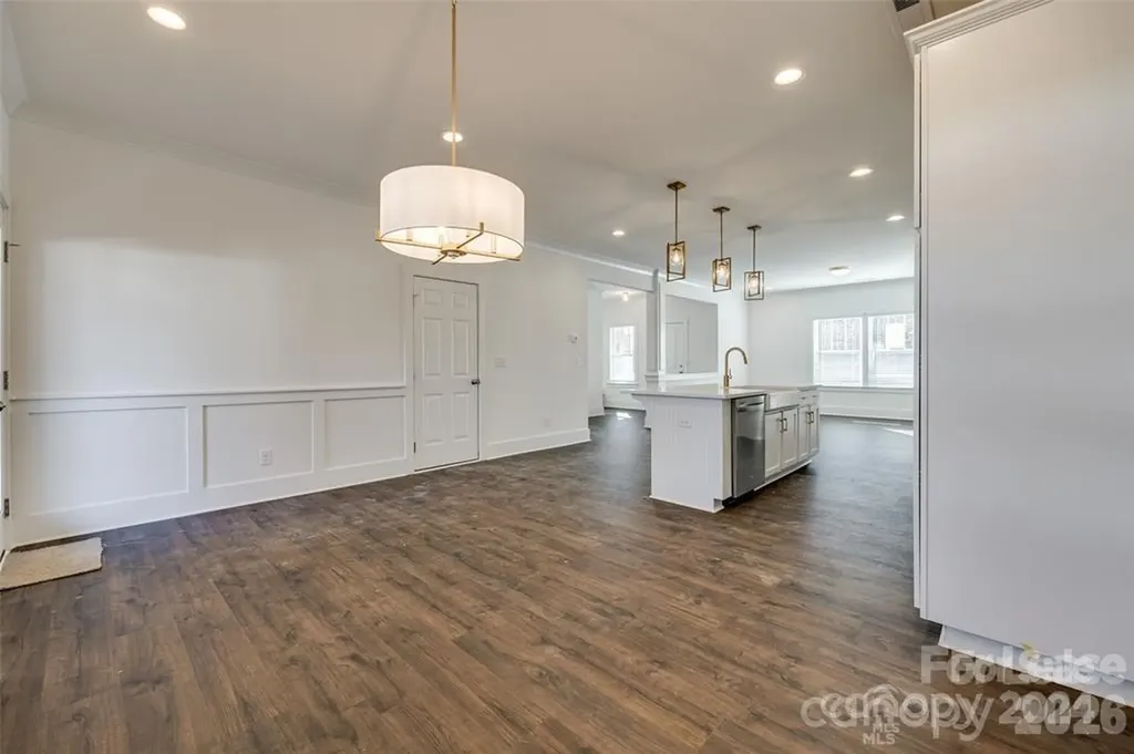 1237 Eastway Drive Charlotte NC 28205