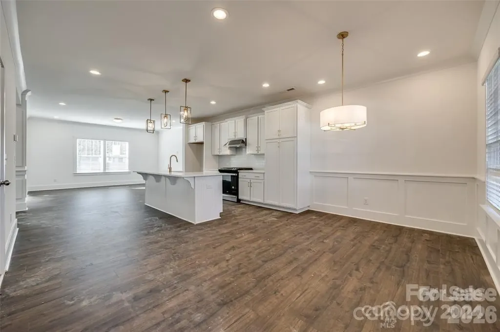 1237 Eastway Drive Charlotte NC 28205