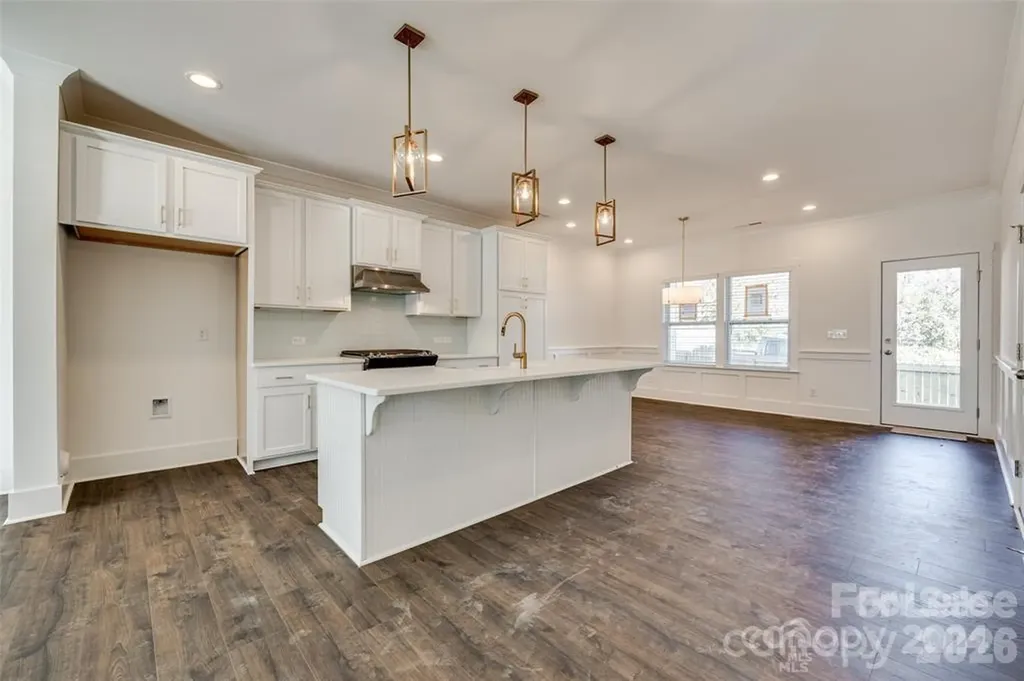 1237 Eastway Drive Charlotte NC 28205