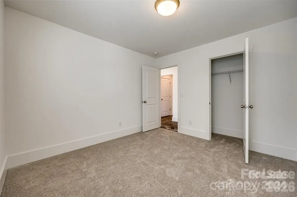 1237 Eastway Drive Charlotte NC 28205