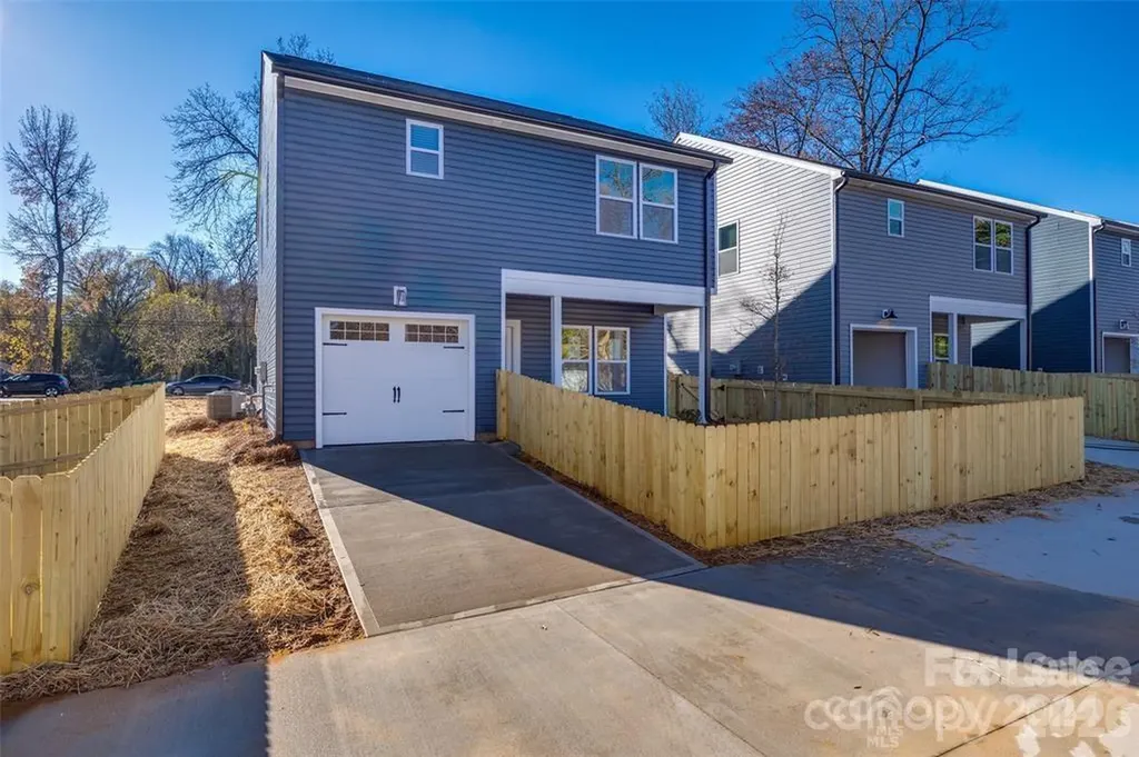1237 Eastway Drive Charlotte NC 28205