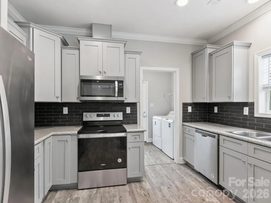 1508 Pennsylvania Avenue Hendersonville NC 28739