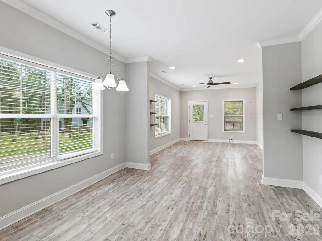 1508 Pennsylvania Avenue Hendersonville NC 28739