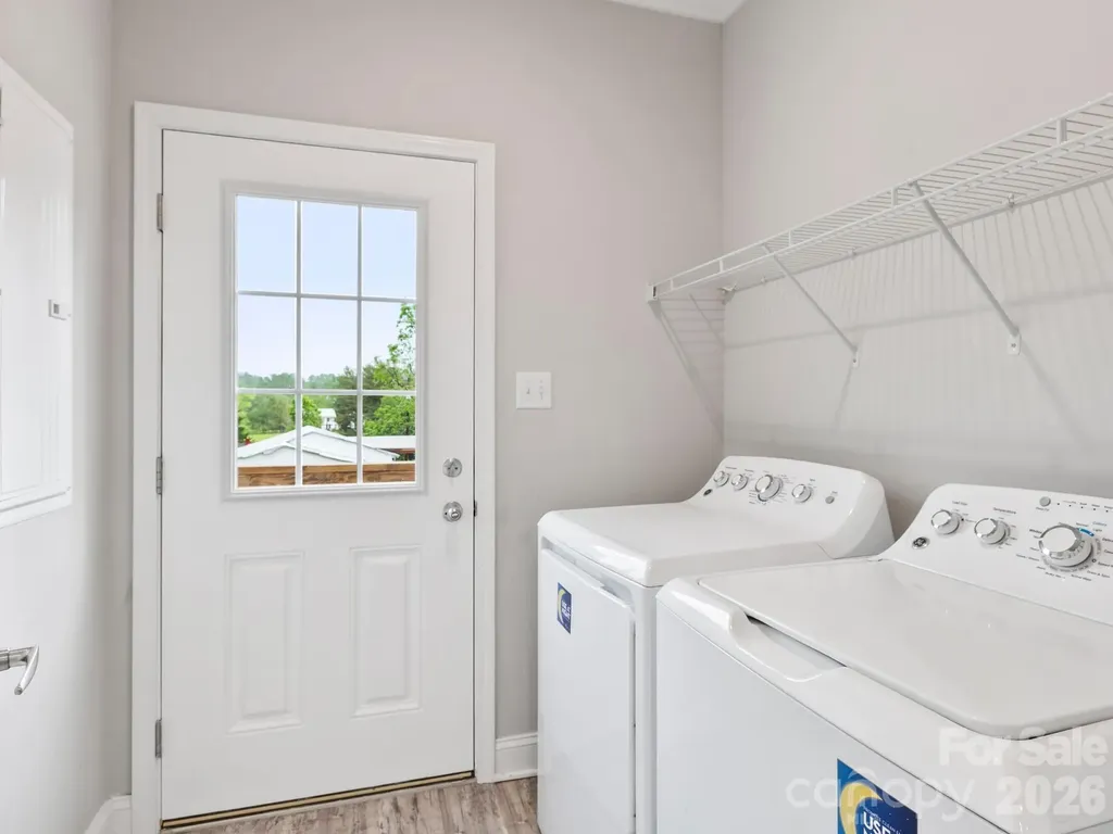 1508 Pennsylvania Avenue Hendersonville NC 28739