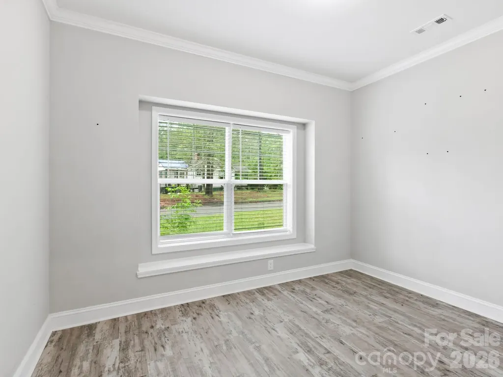 1508 Pennsylvania Avenue Hendersonville NC 28739