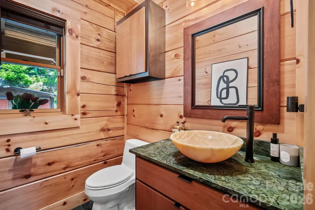 745 Mossy Oak Trail Nebo NC 28761