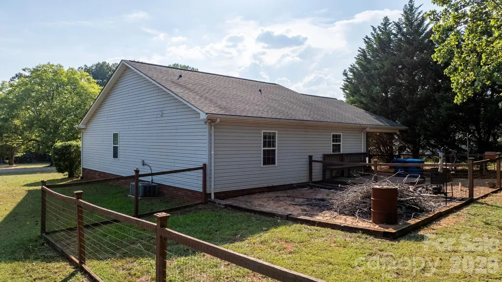 3844 Bridle Path Drive Vale NC 28168