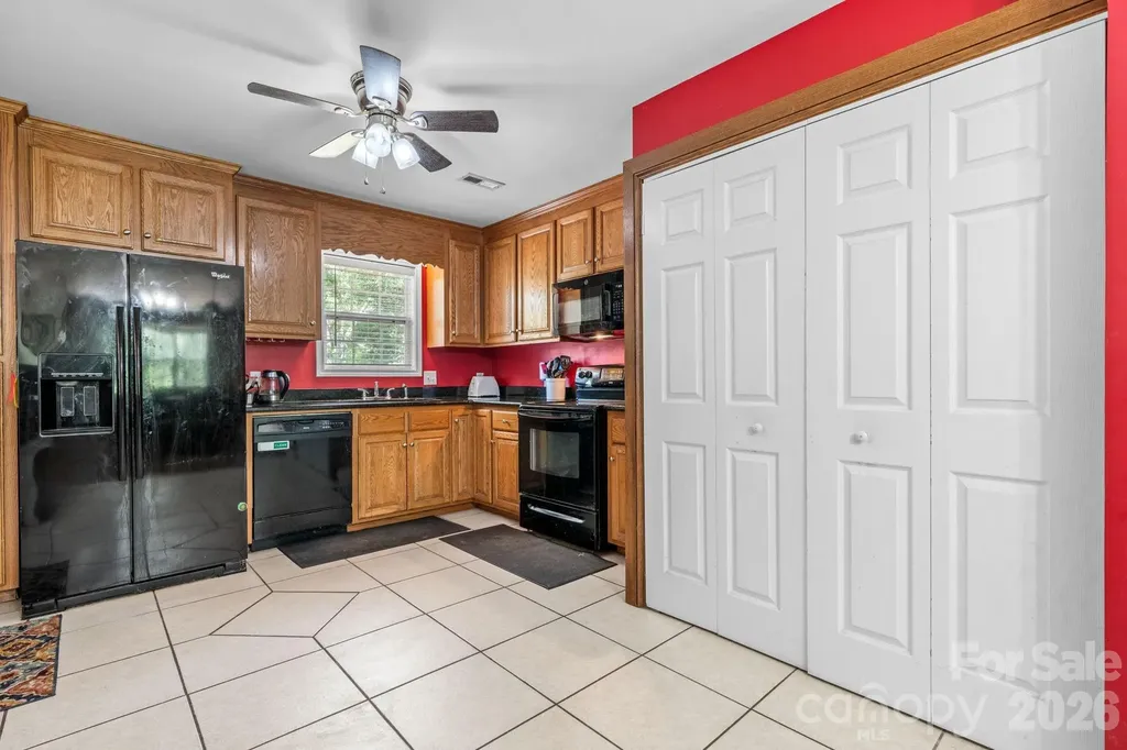 3844 Bridle Path Drive Vale NC 28168