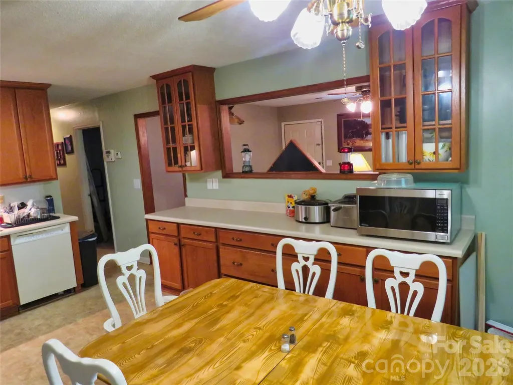 122 Tulip Trail Ellenboro NC 28040