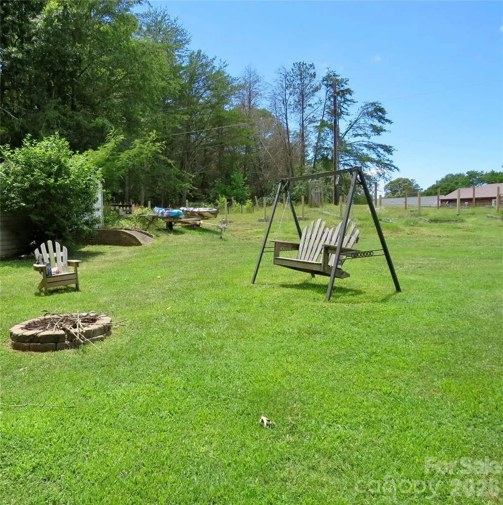 122 Tulip Trail Ellenboro NC 28040