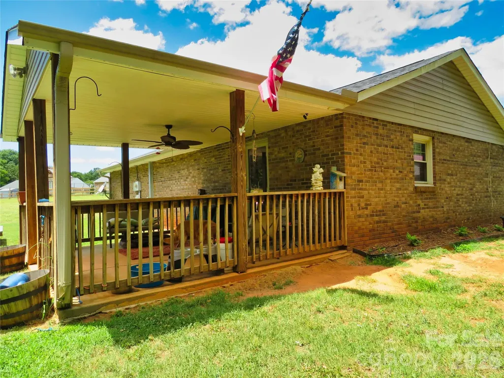 122 Tulip Trail Ellenboro NC 28040
