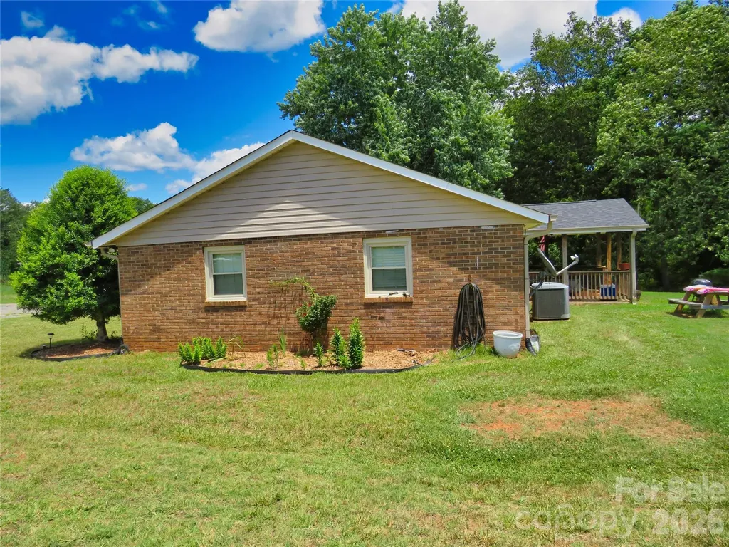 122 Tulip Trail Ellenboro NC 28040