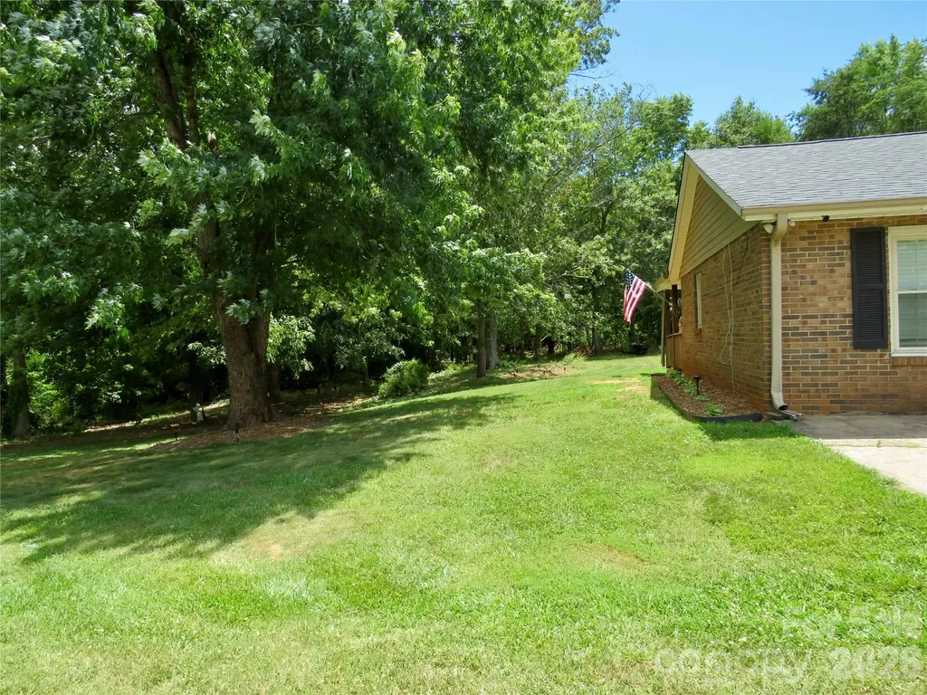 122 Tulip Trail Ellenboro NC 28040