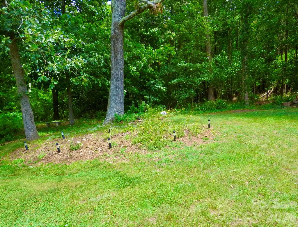 122 Tulip Trail Ellenboro NC 28040