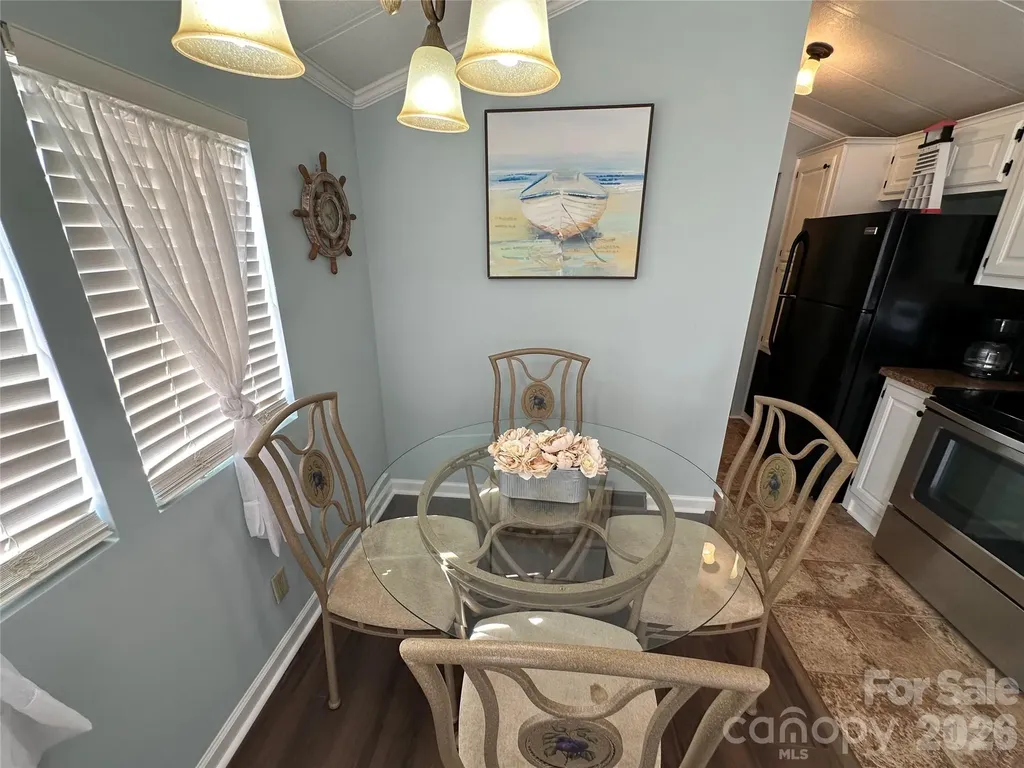 143 Dove Street New London NC 28127