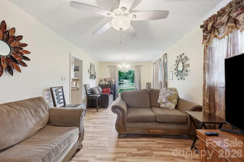 401 Grant Street Spencer NC 28027
