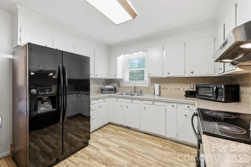 401 Grant Street Spencer NC 28027