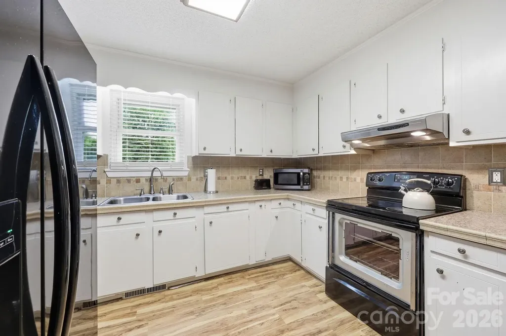 401 Grant Street Spencer NC 28027