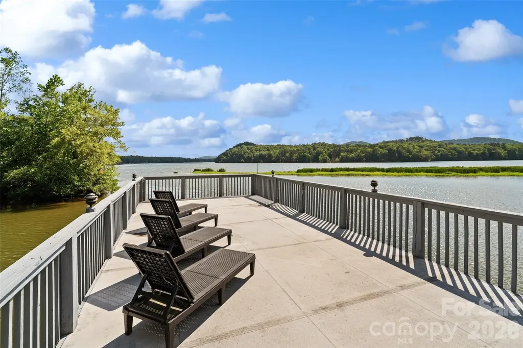 587 Carolina Drive Troy NC 27371