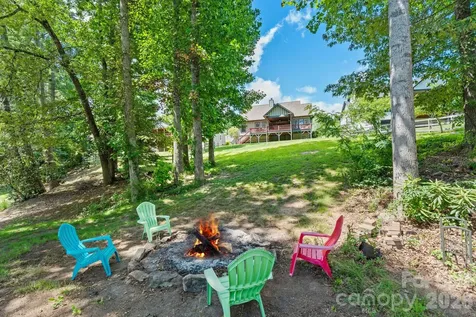 36 Copper Mill Court Candler NC 28715
