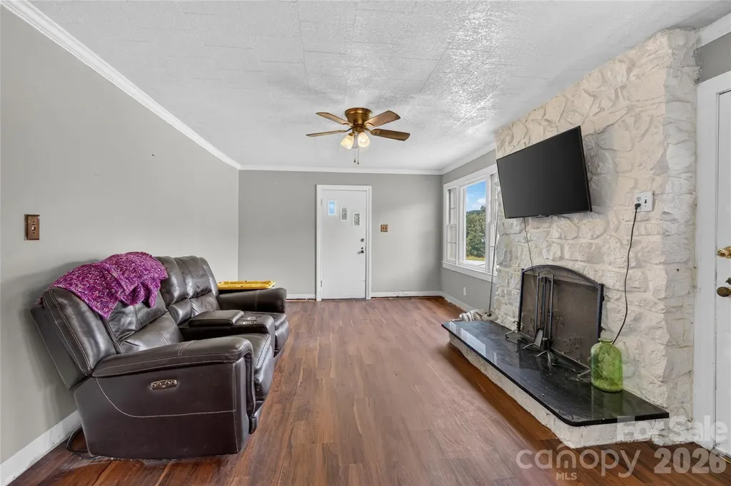 107 Carderwoody Road Statesville NC 28625