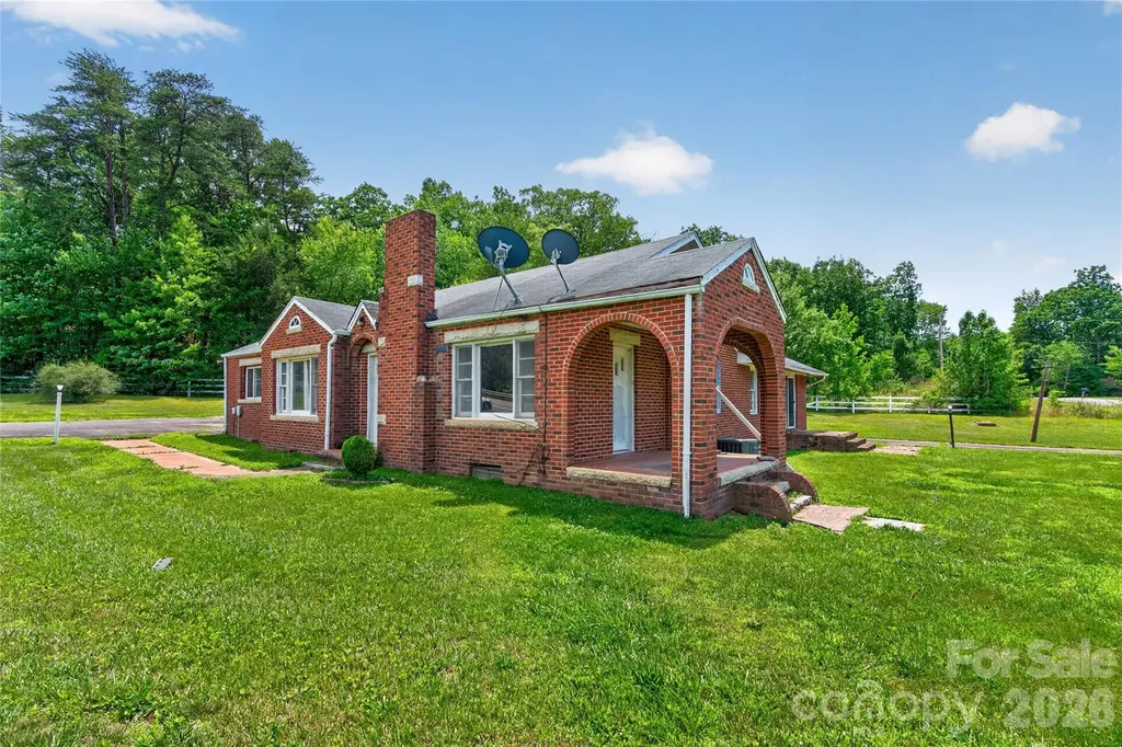 107 Carderwoody Road Statesville NC 28625