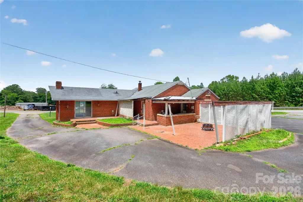 107 Carderwoody Road Statesville NC 28625