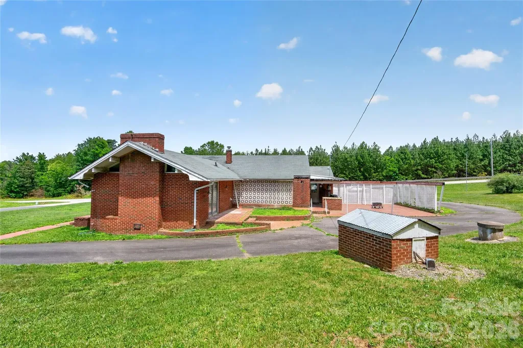 107 Carderwoody Road Statesville NC 28625