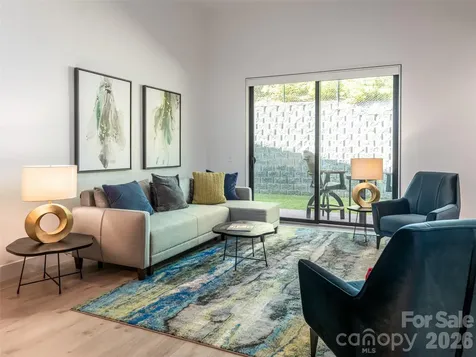 68 Craven Street Asheville NC 28806